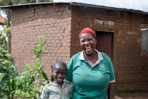 Strengthening Families Through Savings and Loan Groups